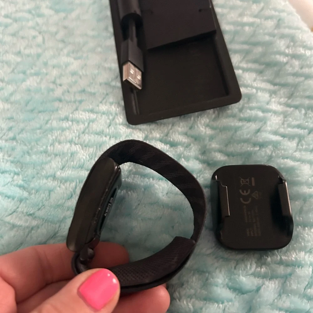 Black Wearable Wristband